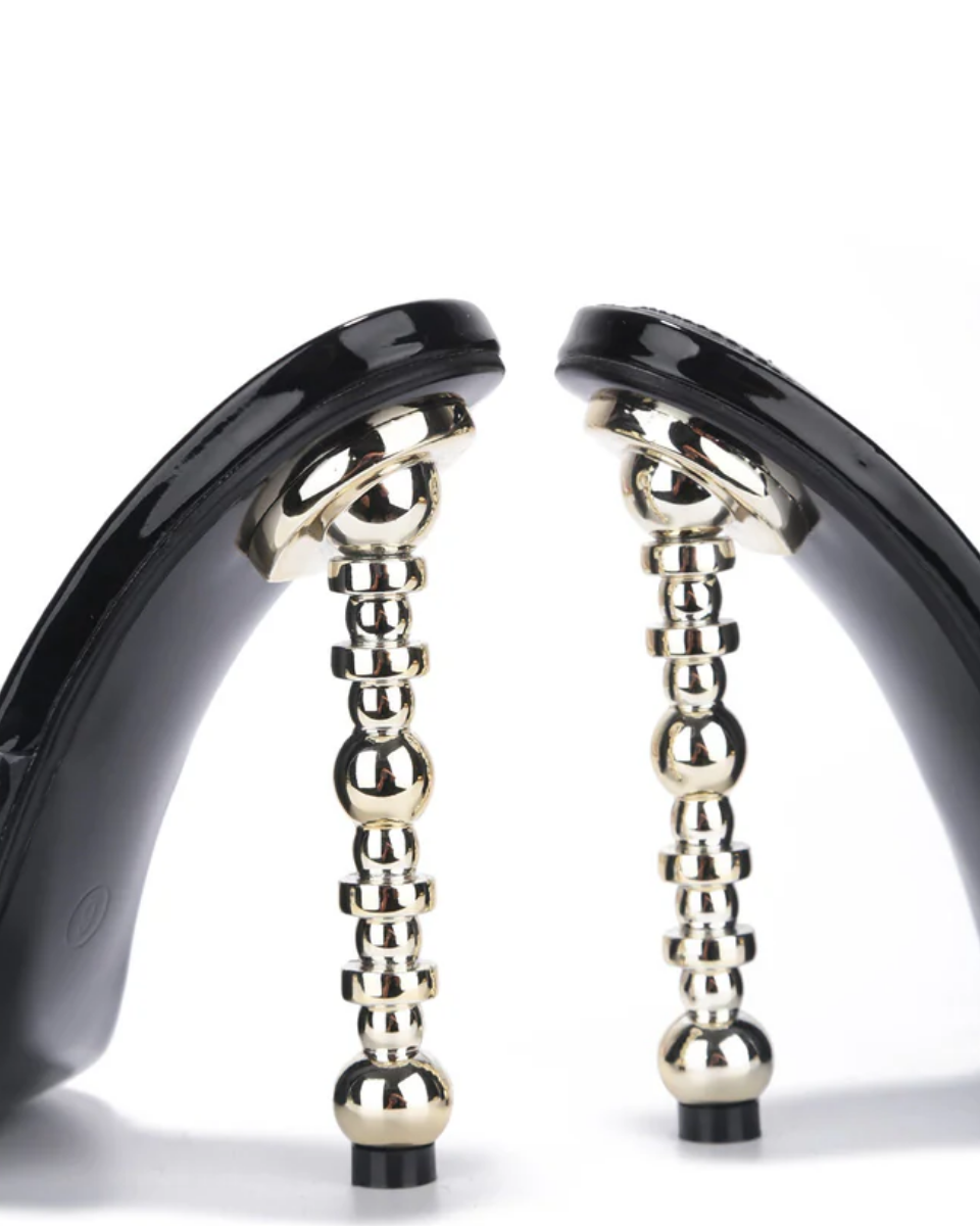 Belladonna – Transparent design – Pearl-accented mule heels