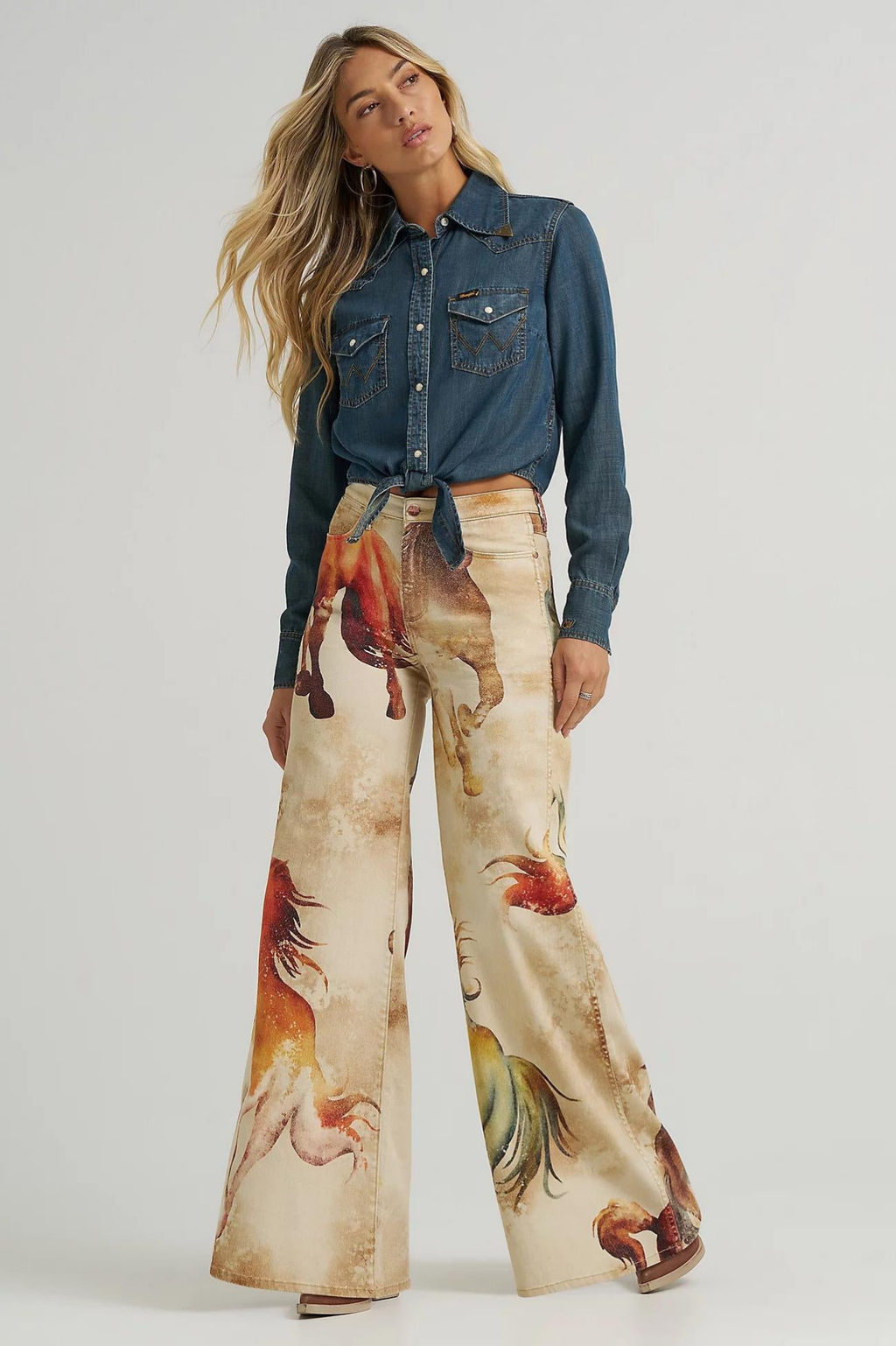 Calila – Motyw dzikiego konia – Rozszerzane spodnie jeansowe