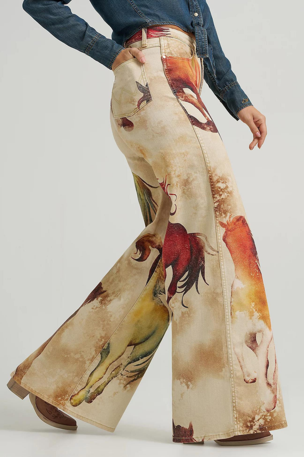 Calila – Motyw dzikiego konia – Rozszerzane spodnie jeansowe