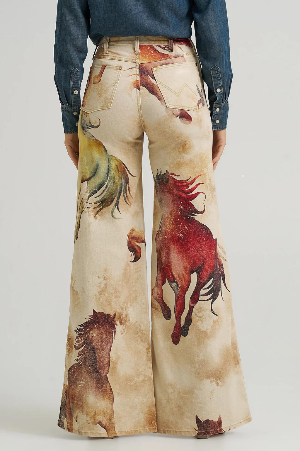 Calila – Motyw dzikiego konia – Rozszerzane spodnie jeansowe