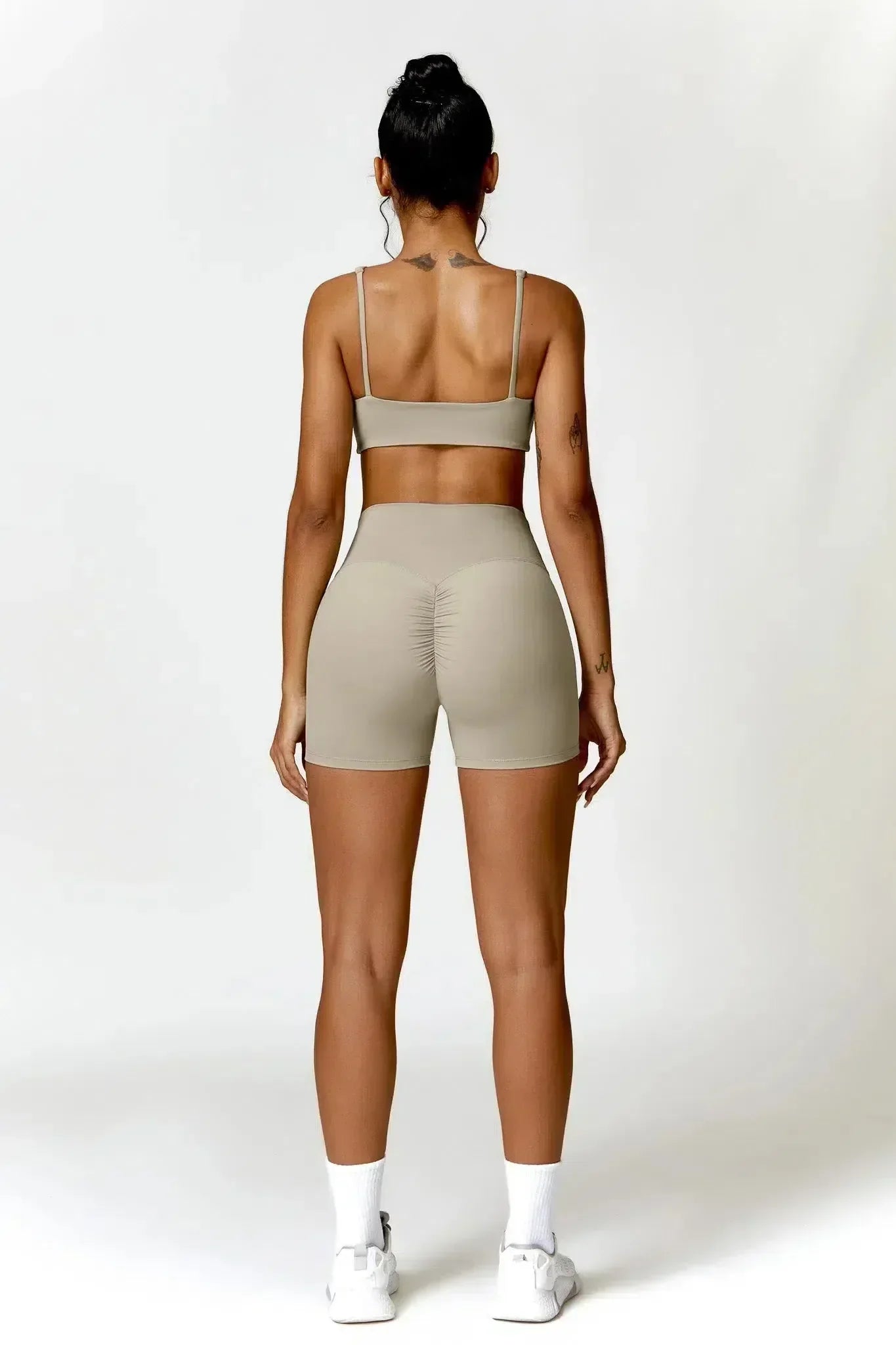 Dalila – Modelujące wsparcie – Uniwersalne szorty sportowe