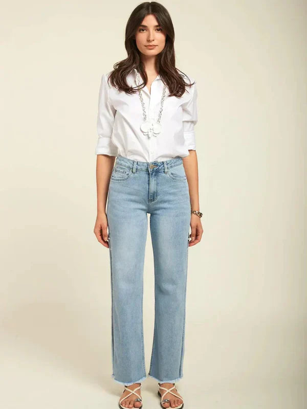 Giuliana – Perłowe zdobienia – Szerokie jeansy