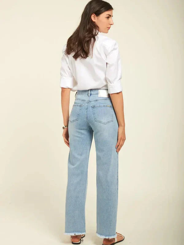 Giuliana – Perłowe zdobienia – Szerokie jeansy