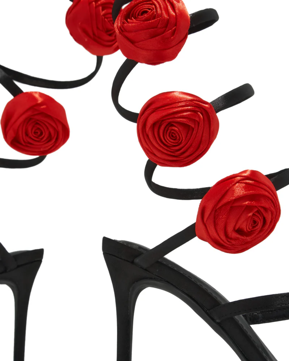 Henriette – Ozdoba kwiatowa – Ozdobne rozety z paskami spiralnymi