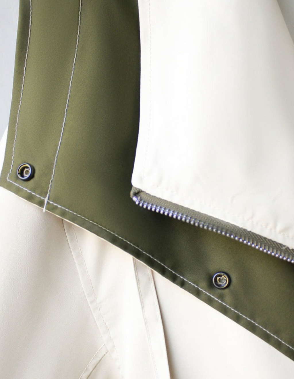 Melissa – Kontrast kolorów – Oversize’owa kurtka