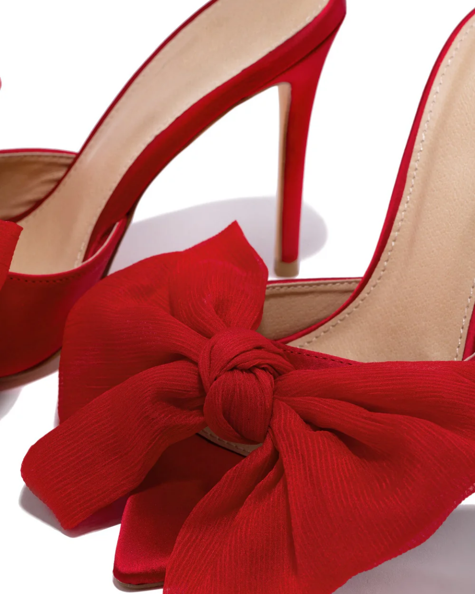 Melodia – Slip-on design – Mule na obcasie z dużą kokardą