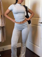 Ovidia – Dopasowany top i spodnie z wysokim stanem – Dwuczęściowy zestaw