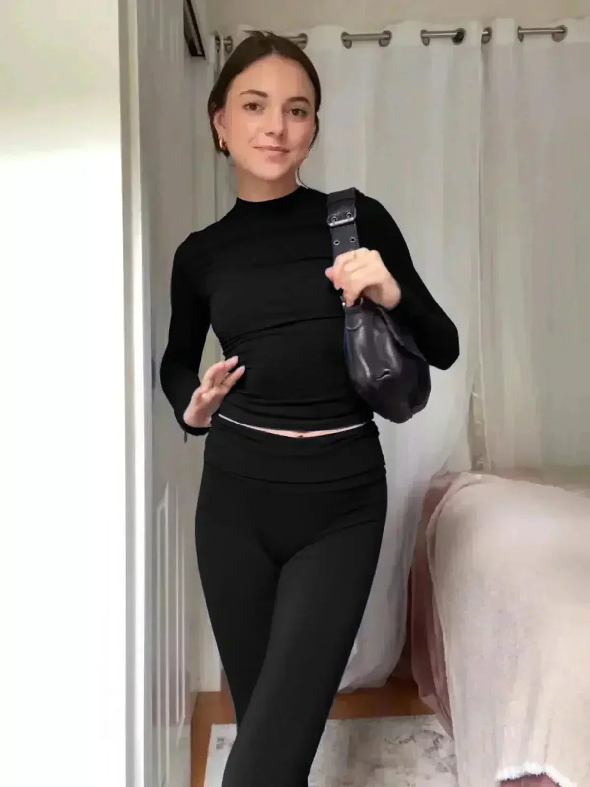 Ovidia – Dopasowany top i spodnie z wysokim stanem – Dwuczęściowy zestaw