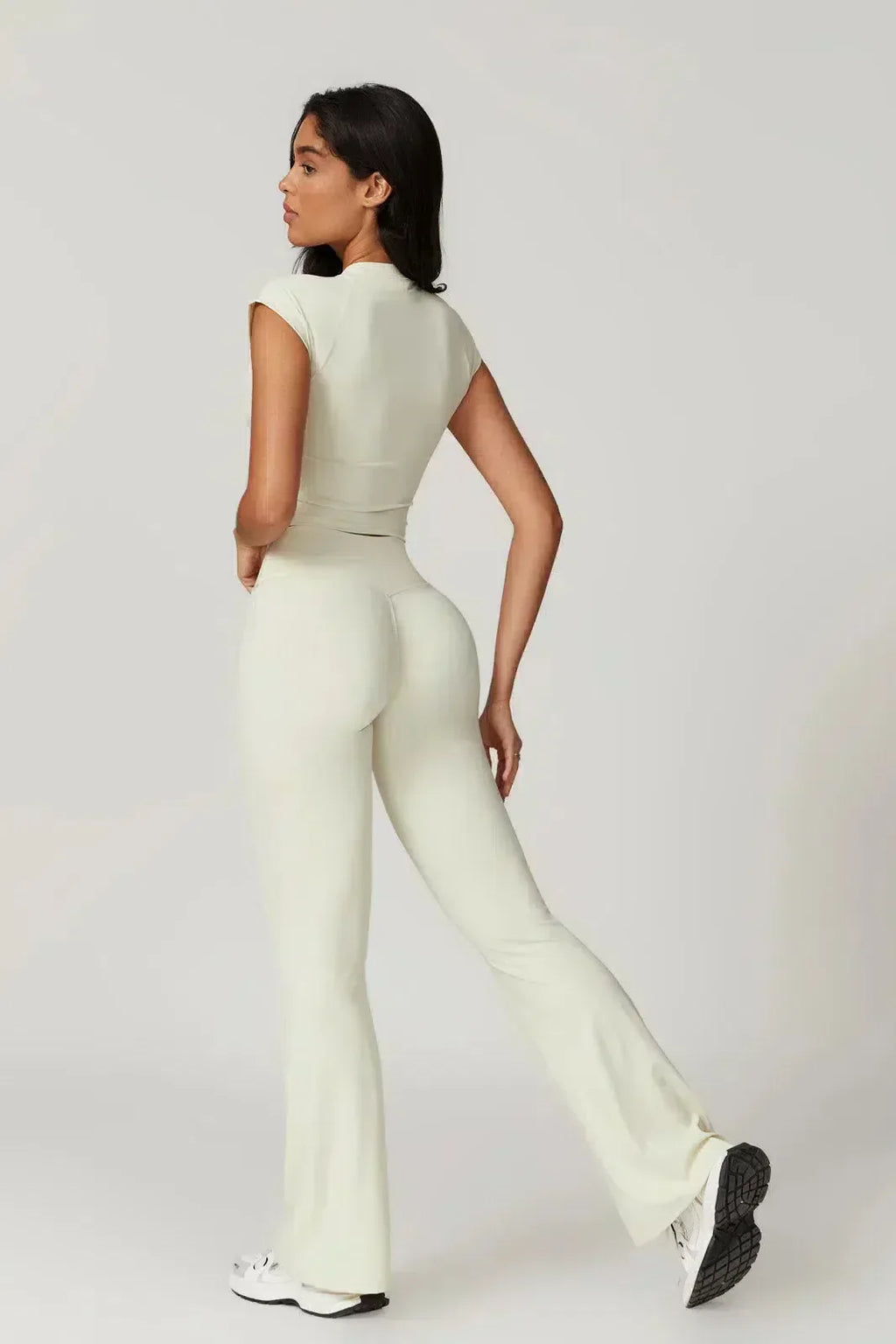 Regina – Krótki top – Zestaw top i legginsy