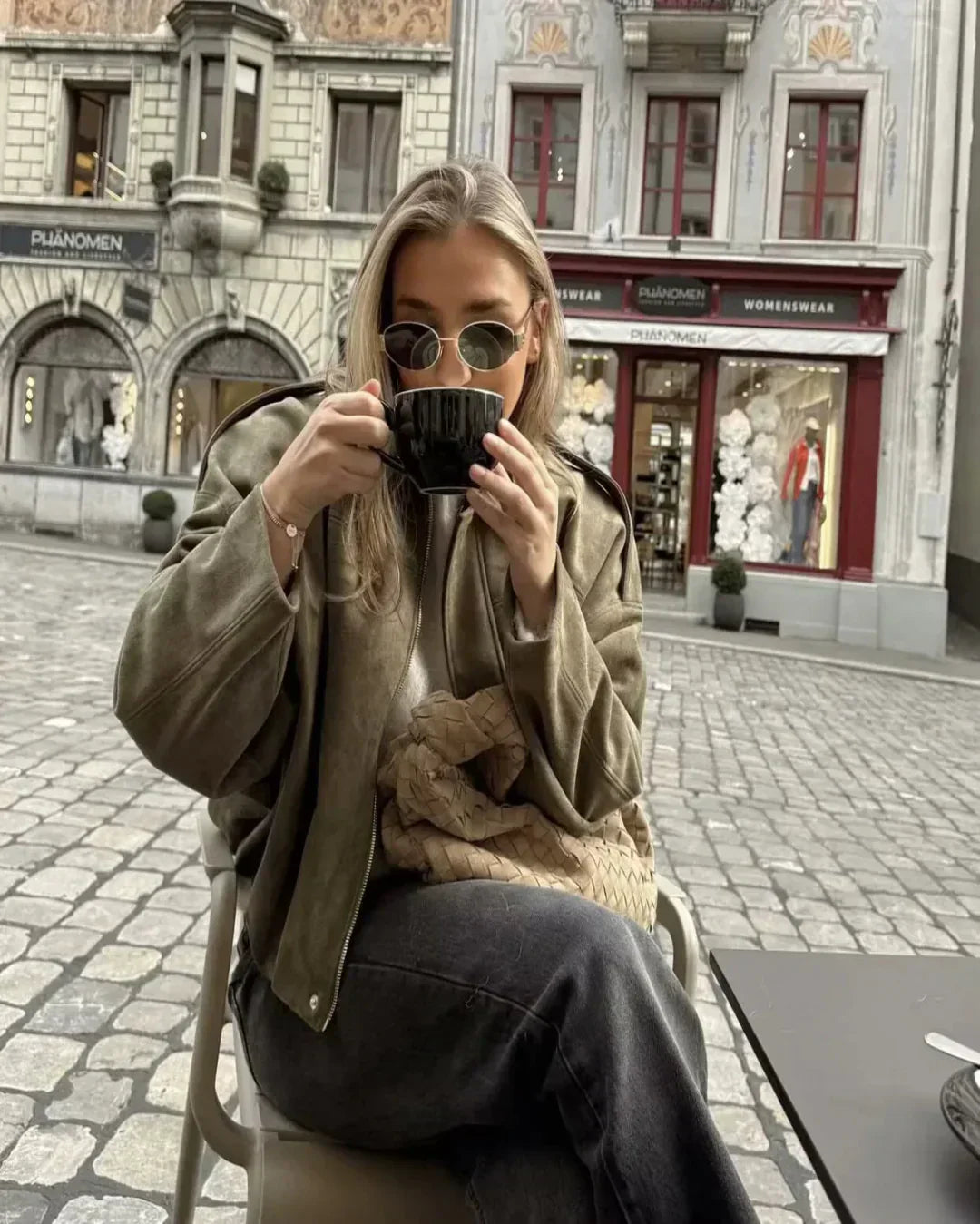 Verdua – Luxury feel – Bomberka z miękką fakturą